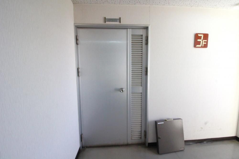 �y���ցz�@