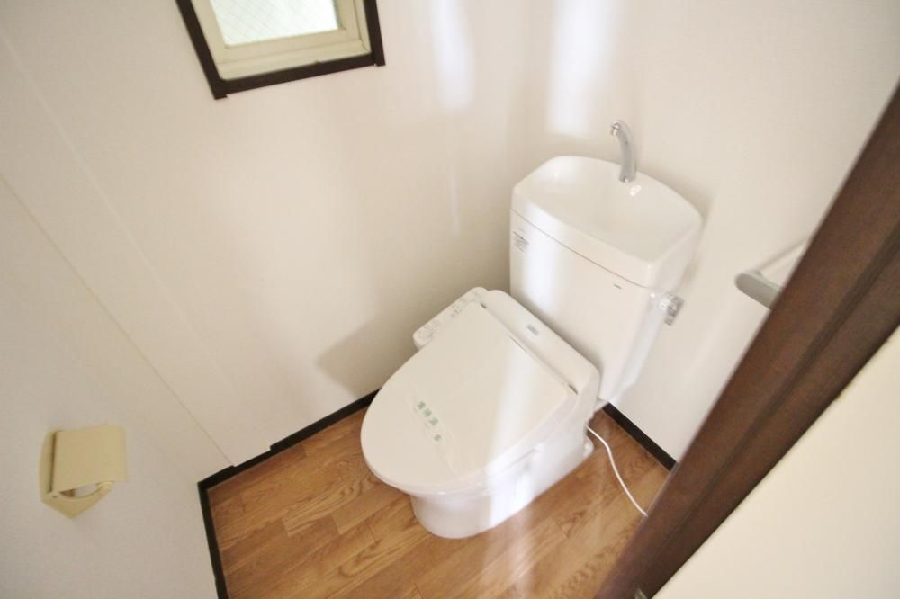 �y�g�C���z�@