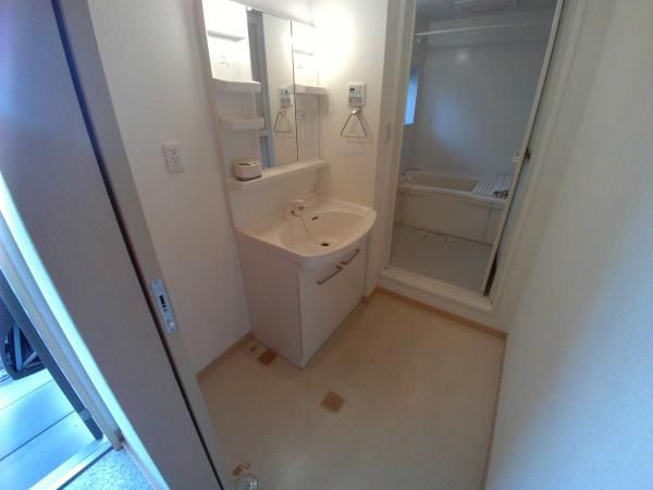 �y���ʏ��z�@