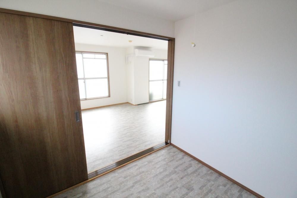 �y���̑������E�X�y�[�X�z�@