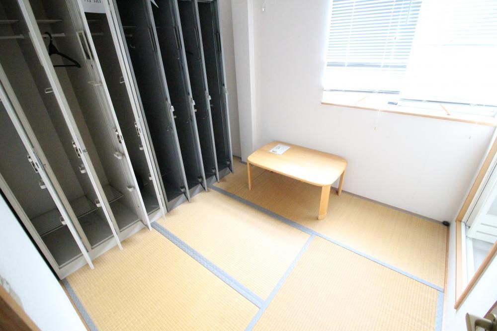 �y���̑������E�X�y�[�X�z�@