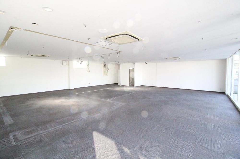 �y���̑������E�X�y�[�X�z�@