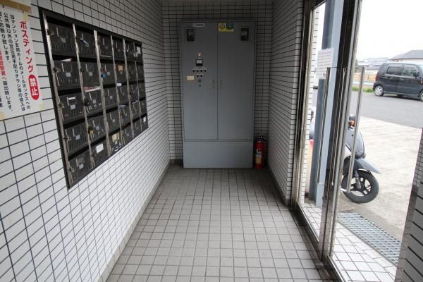 �y�G���g�����X�z�@