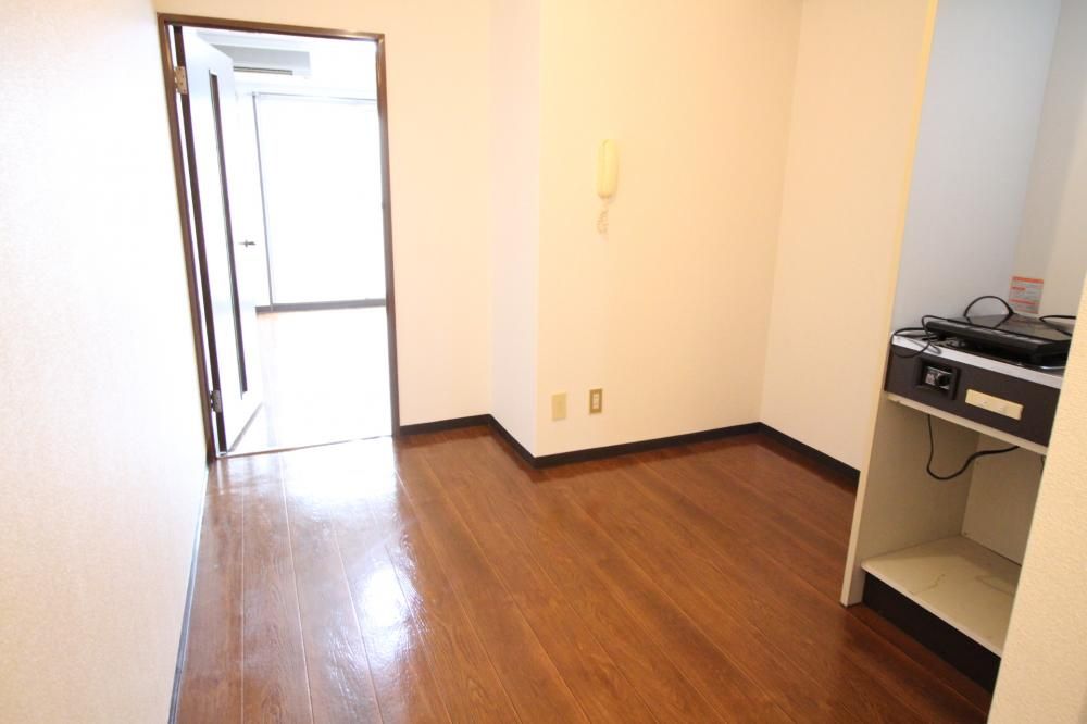 �y�L�b�`���z�@