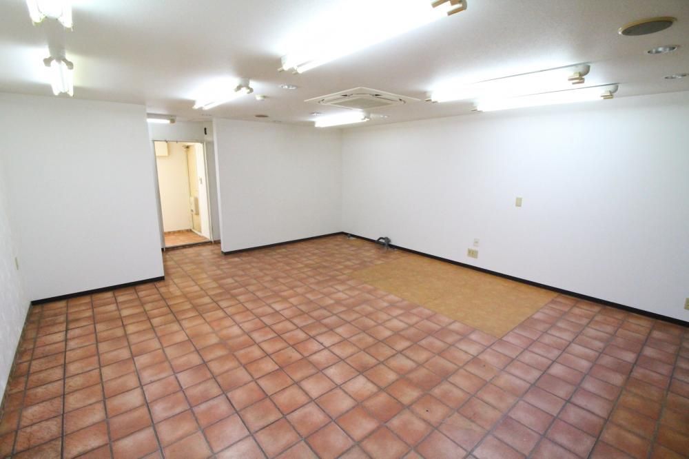 �y���̑������E�X�y�[�X�z�@