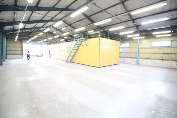 �y���̑������E�X�y�[�X�z�@