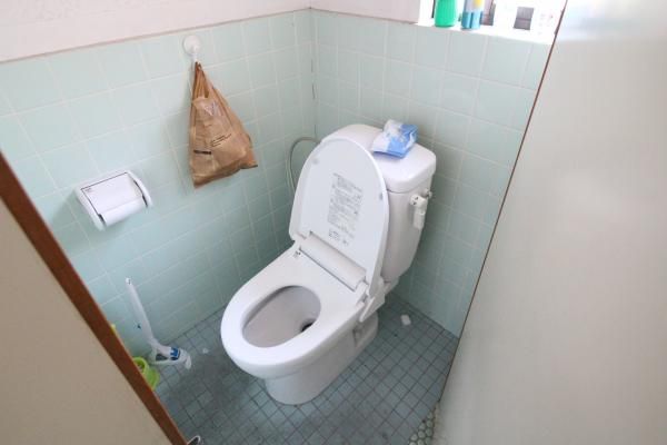 �y�g�C���z�@