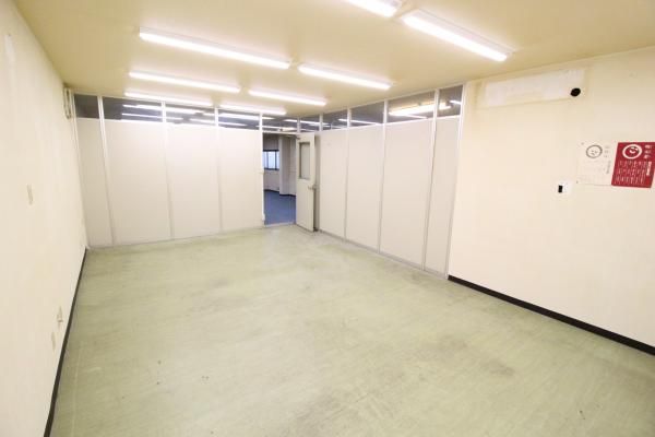 �y���̑������E�X�y�[�X�z�@