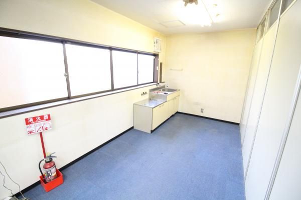 �y�L�b�`���z�@