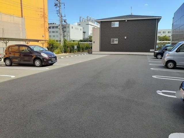 yԏz@