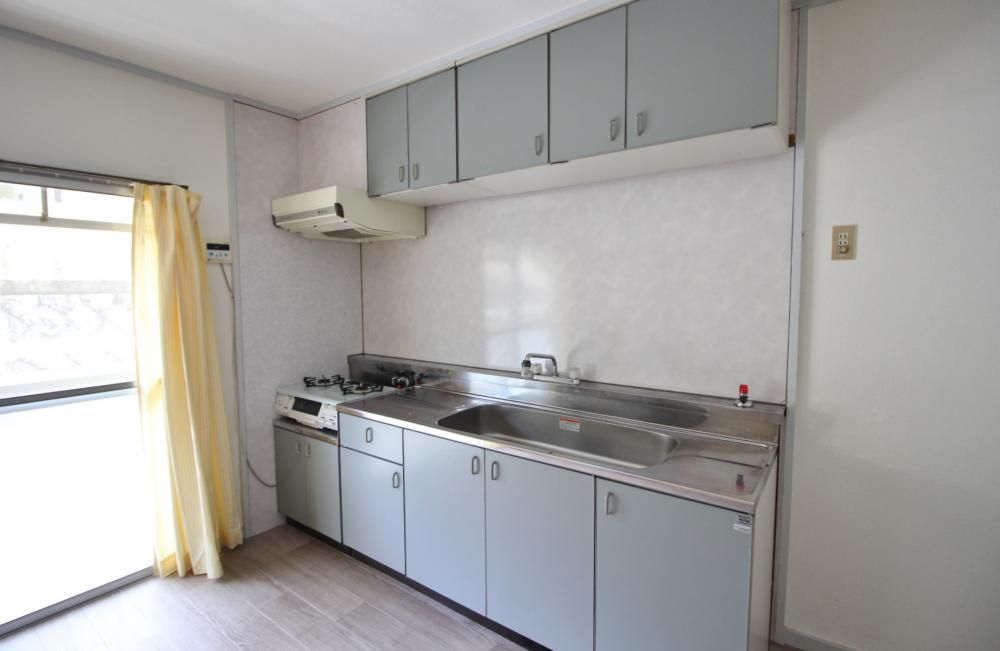 �y�L�b�`���z�@