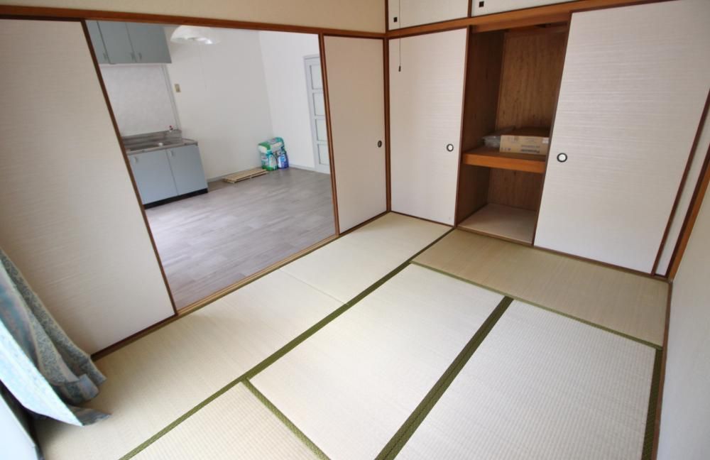 �y�q�������z�@