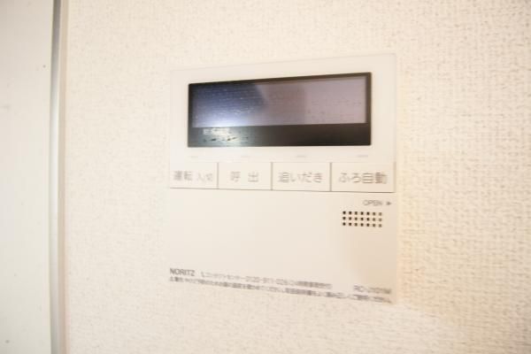 y̑ݔz@