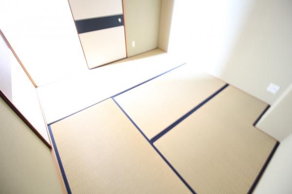 y̑EXy[Xz@