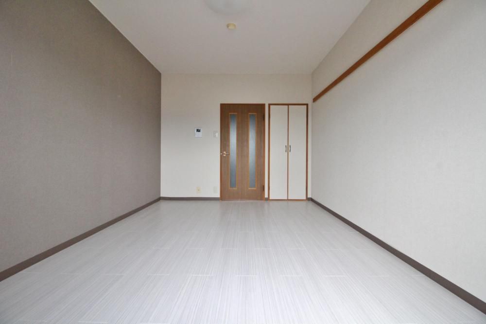 �y�Q���z�@