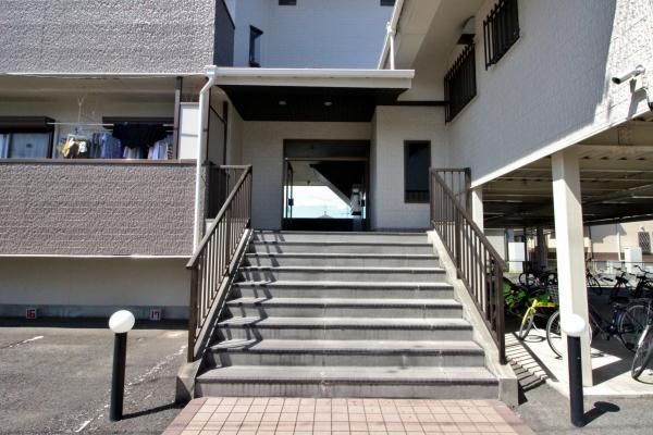 �y�G���g�����X�z�@