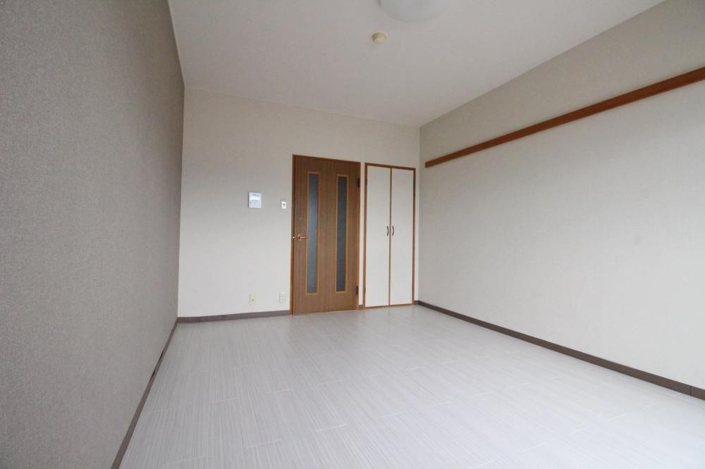 �y�Q���z�@