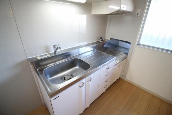 �y�L�b�`���z�@