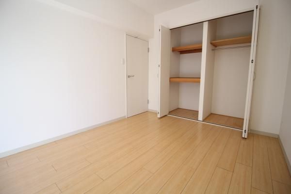 �y�Q���z�@