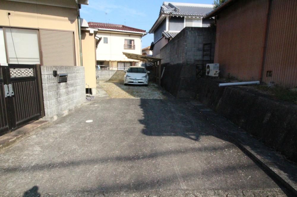 yԏz@