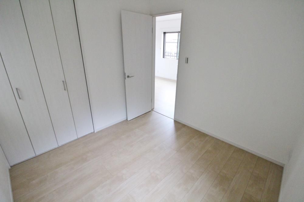 �y�Q���z�@