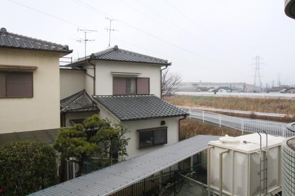 �y���]�z�@