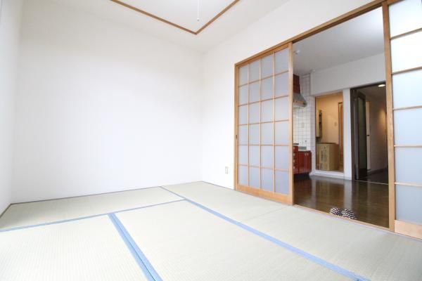 �y�Q���z�@