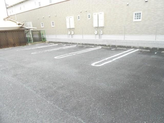 yԏz@