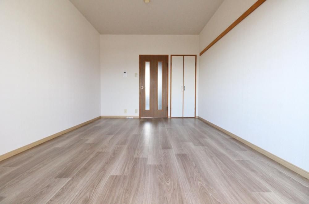 �y�Q���z�@