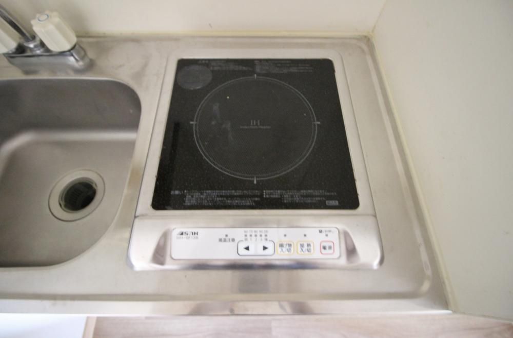 �y�L�b�`���z�@