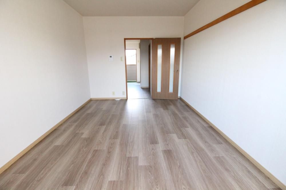 �y�Q���z�@